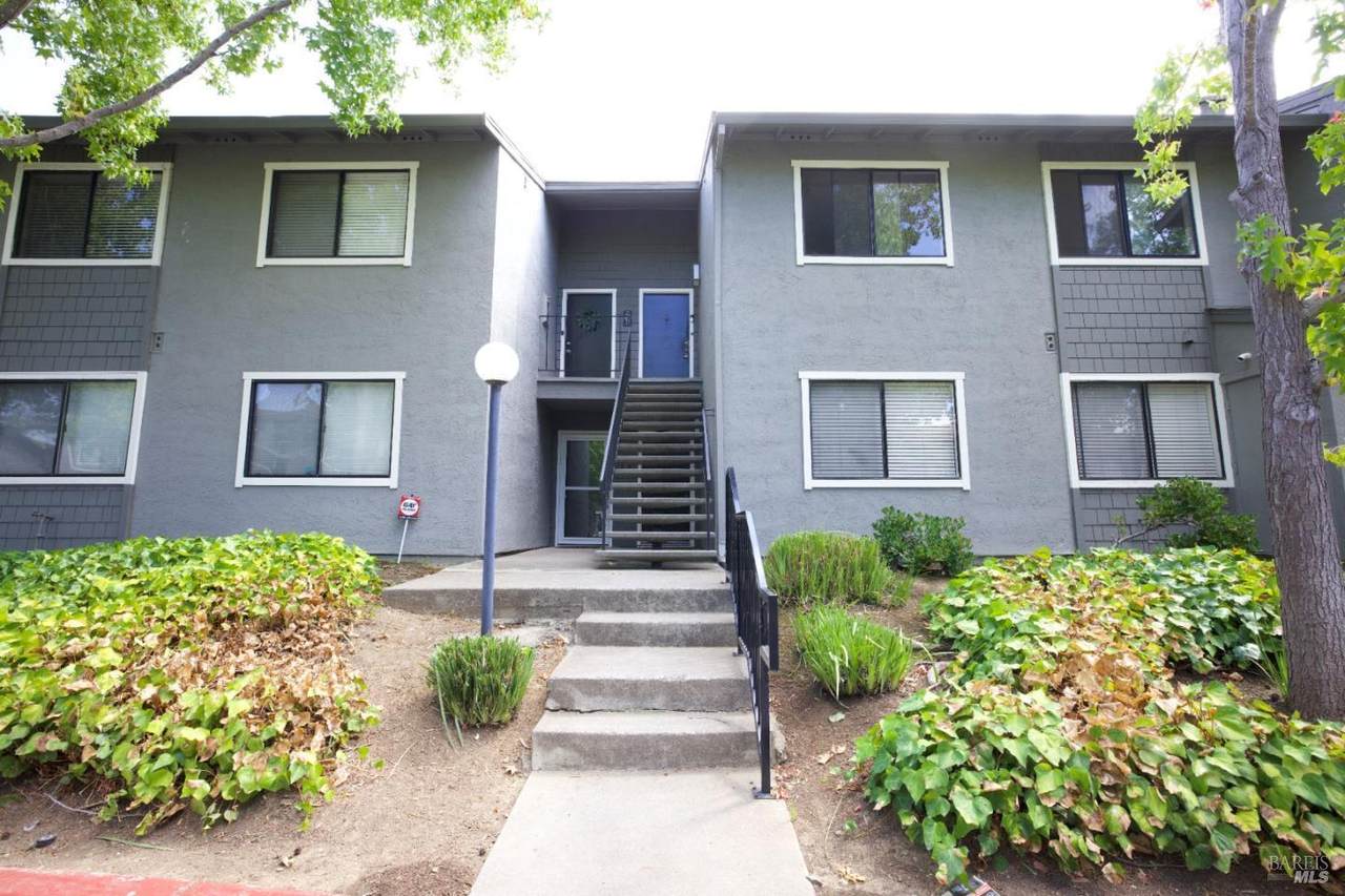 900 Cambridge Drive - Photo 1