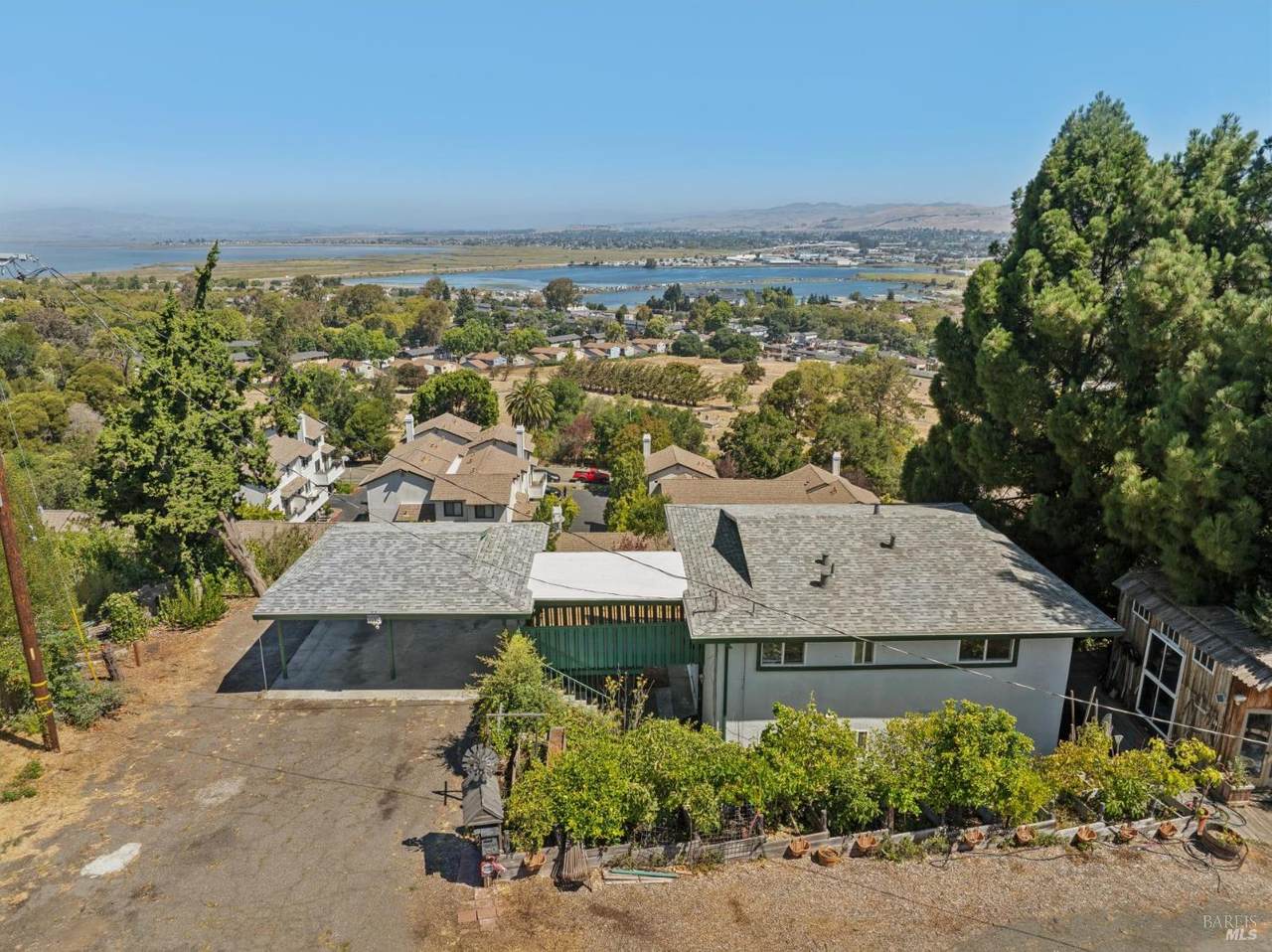 80 Frey Place - Photo 1