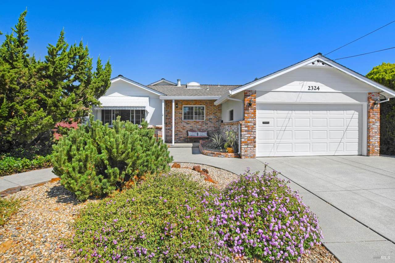 2324 Roberto Street - Photo 1