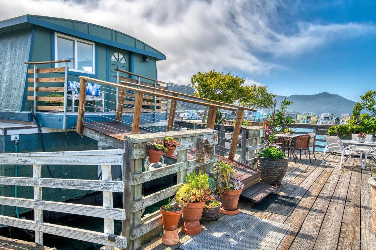 41 Pier - Photo 1