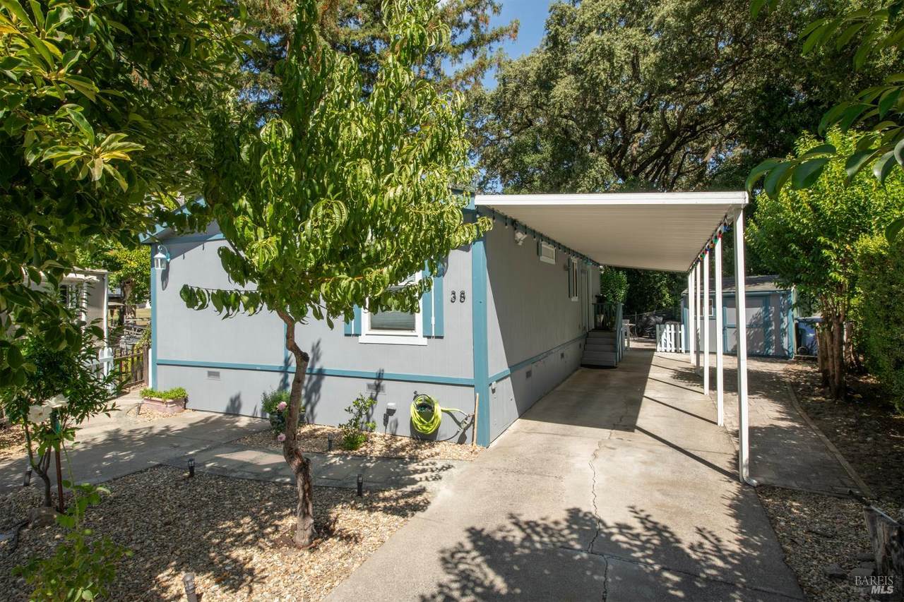 38 Vista Circle - Photo 1