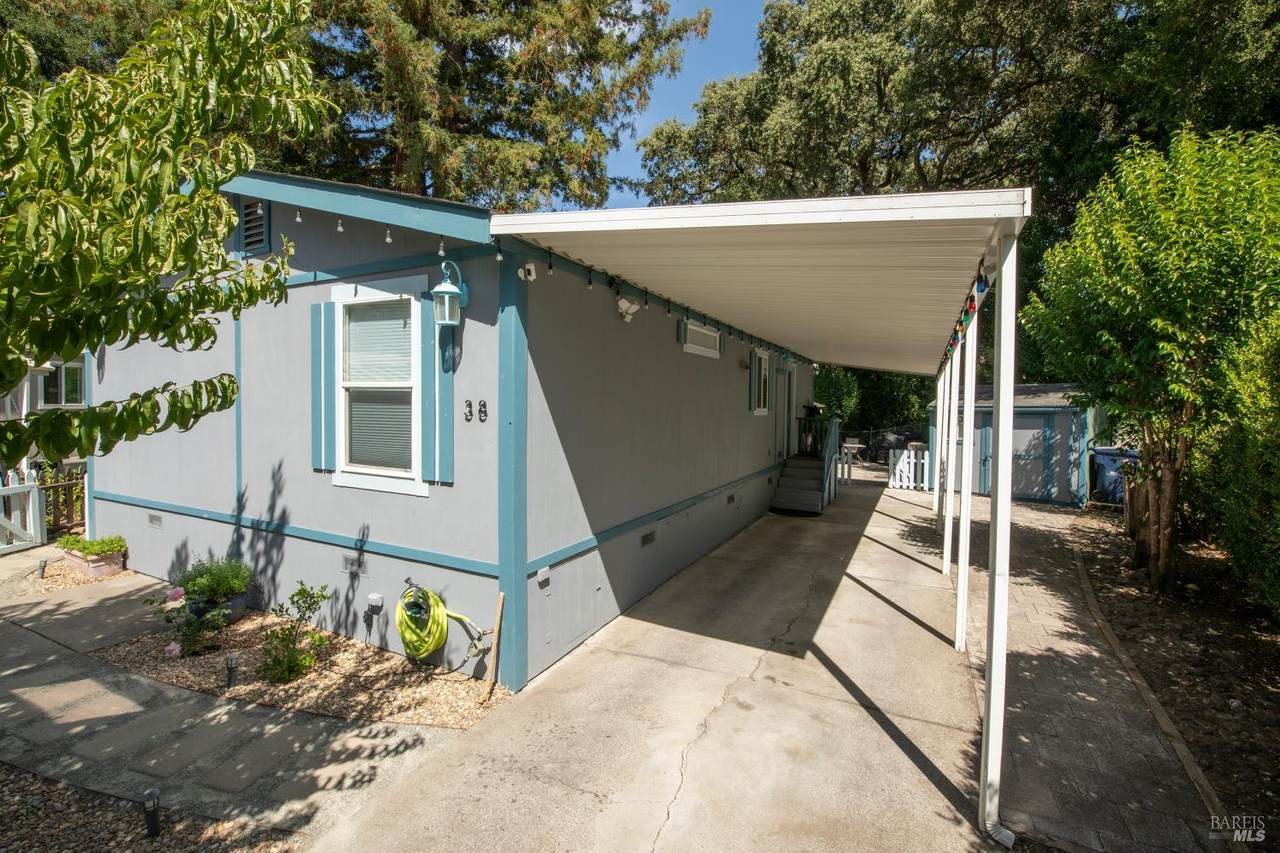 https://bt-photos.global.ssl.fastly.net/bareis/1280_boomver_1_91432312-2.jpg