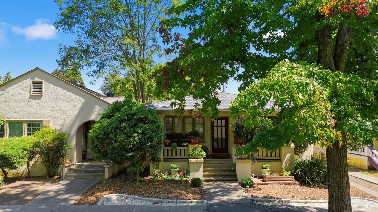 824 Humboldt Street - Photo 1