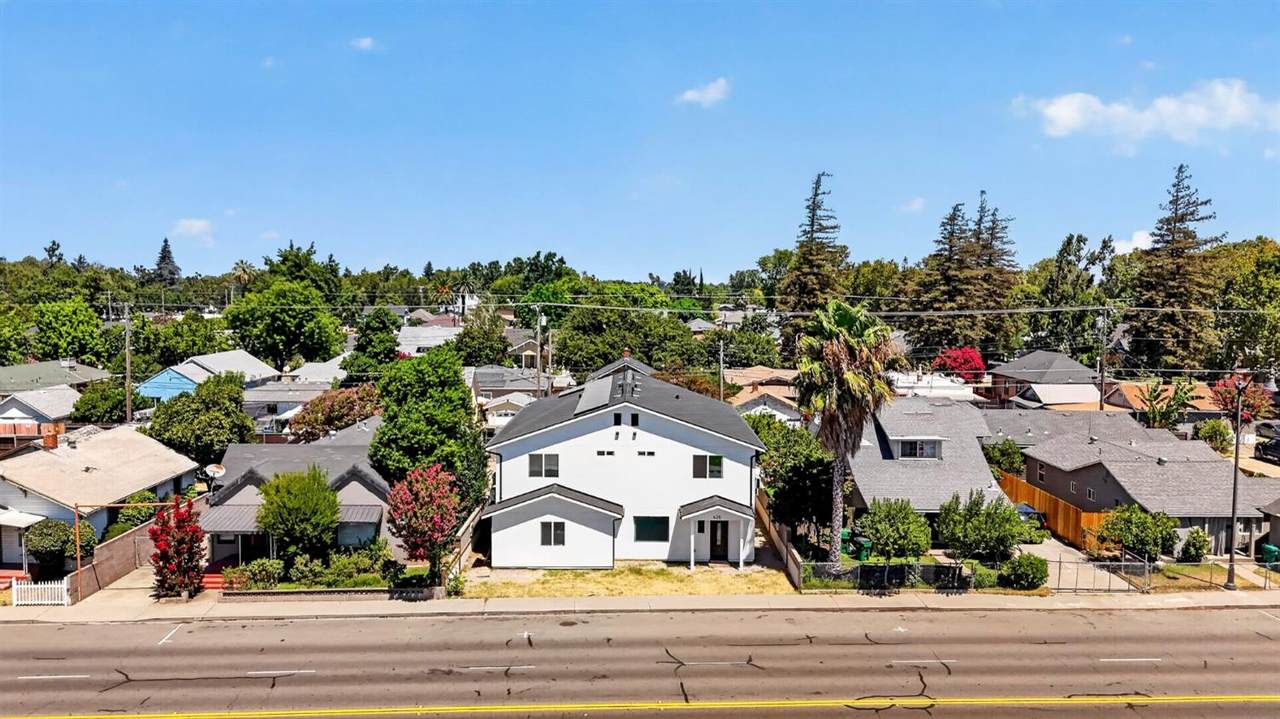 423 Lodi Avenue - Photo 1