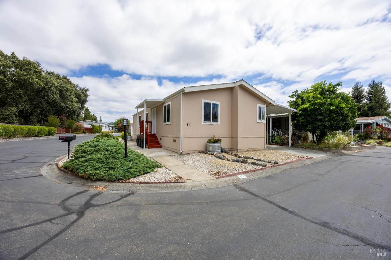 61 Shamrock Circle - Photo 1