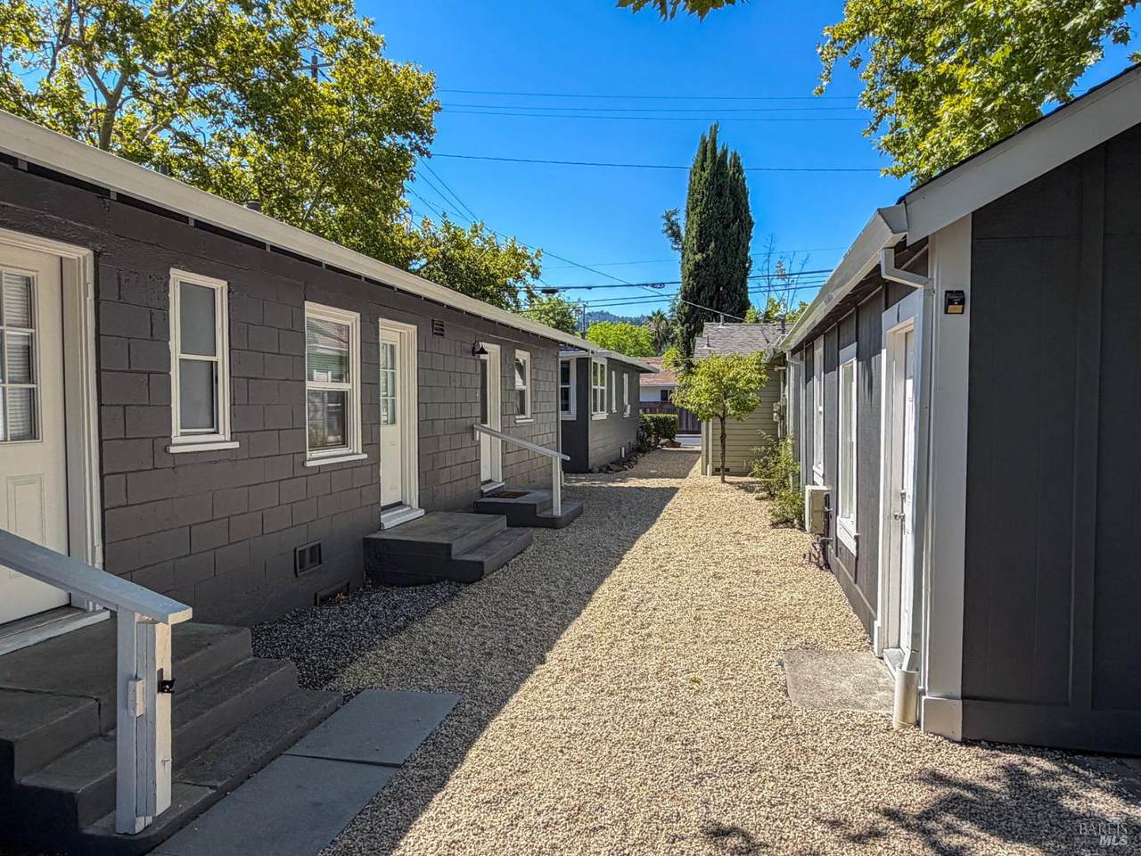 1701 Lake Street - Photo 1