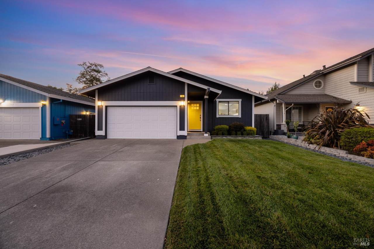 1408 Middlebrook Way - Photo 1