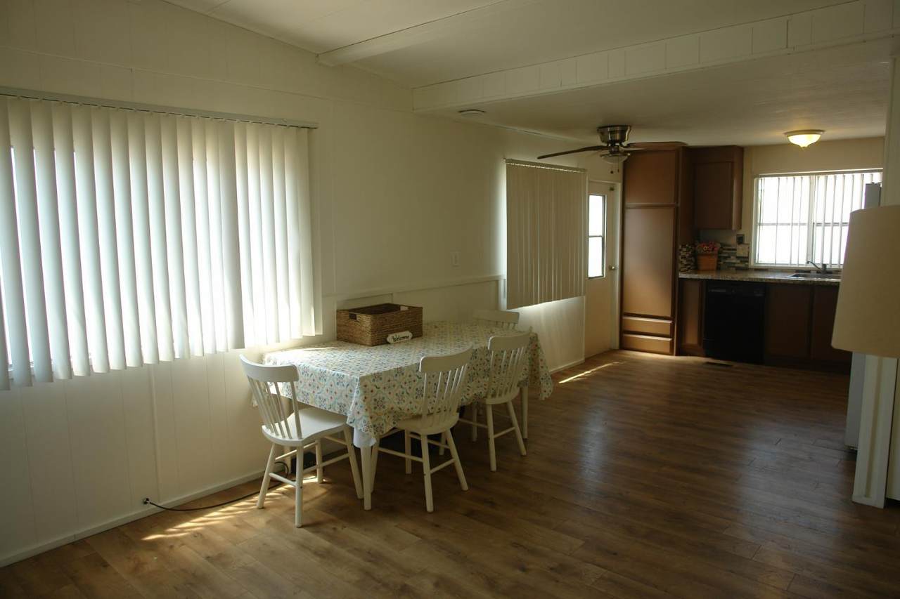 100 Lyle - Photo 1