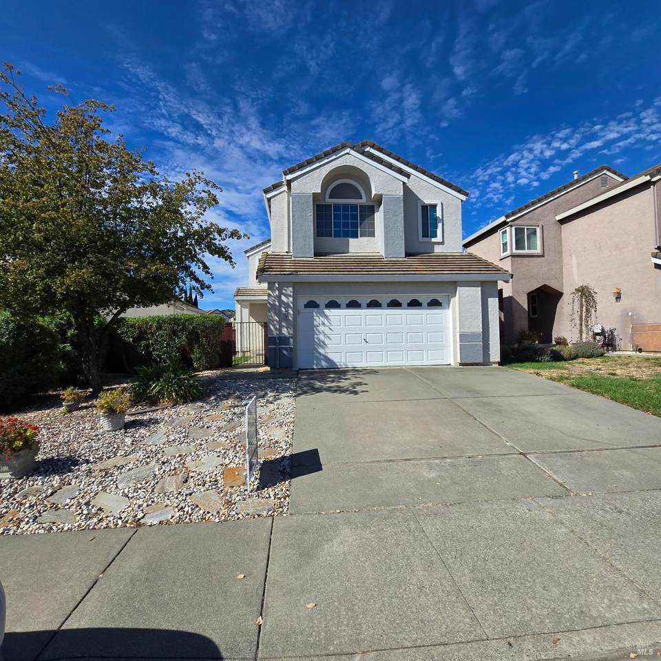 773 Tuliamore Court - Photo 1