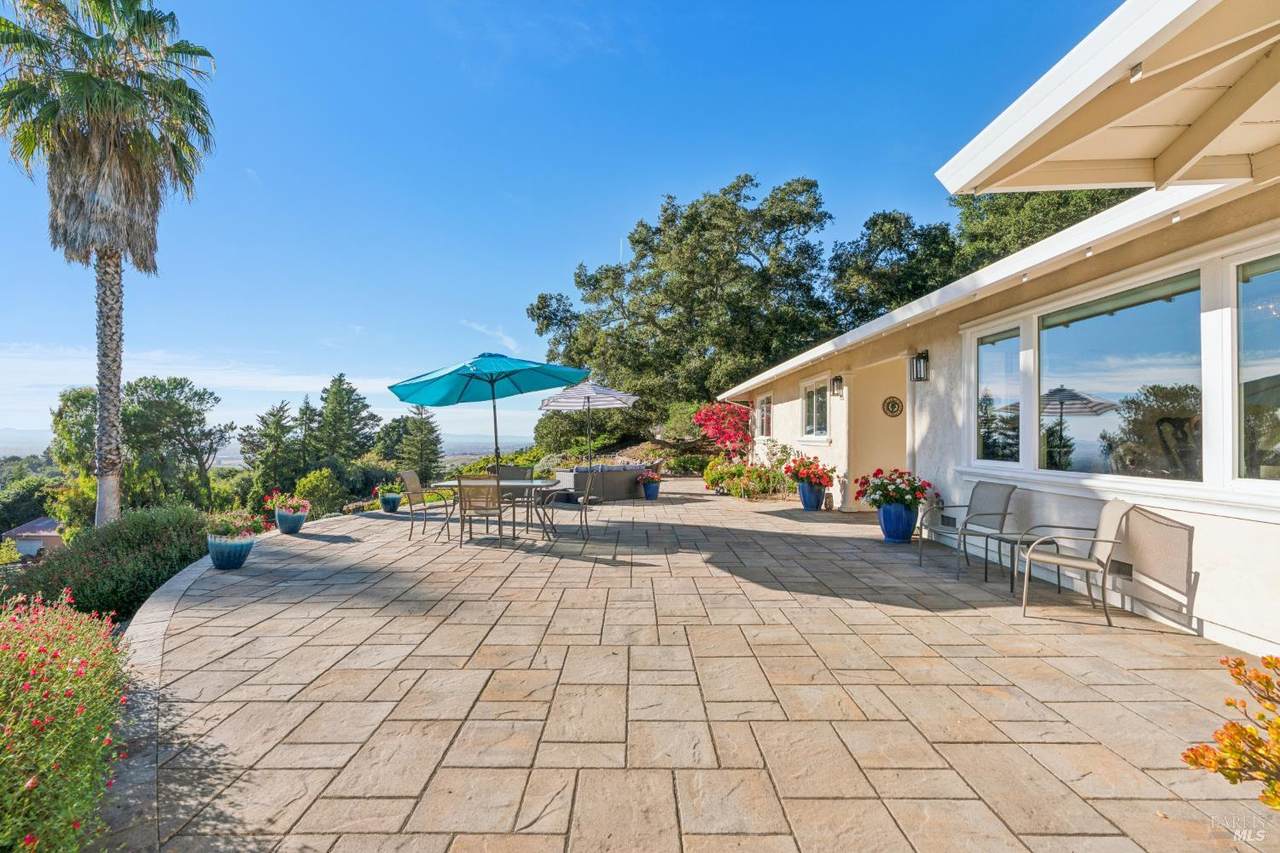 4322 Oakridge Lane - Photo 1