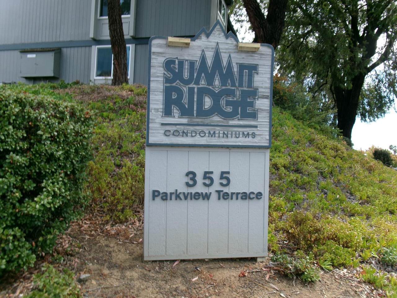 355 Parkview Terrace - Photo 1