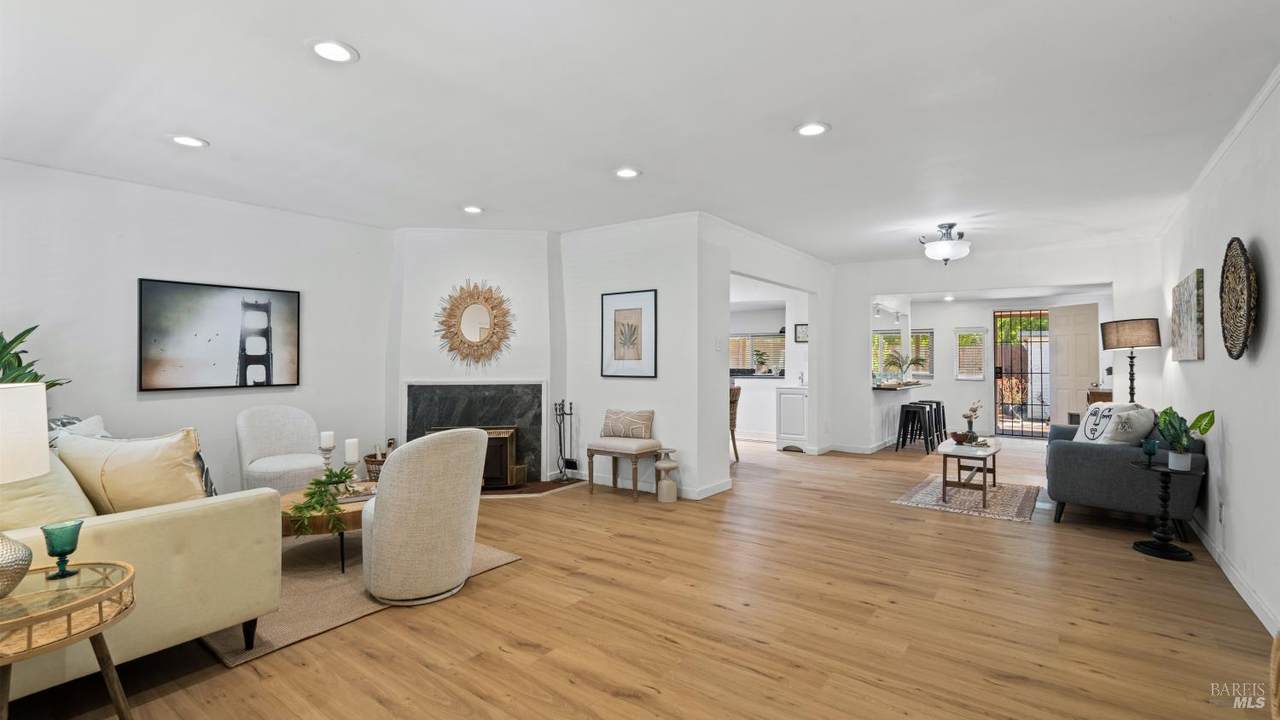 79 Billou Street - Photo 1