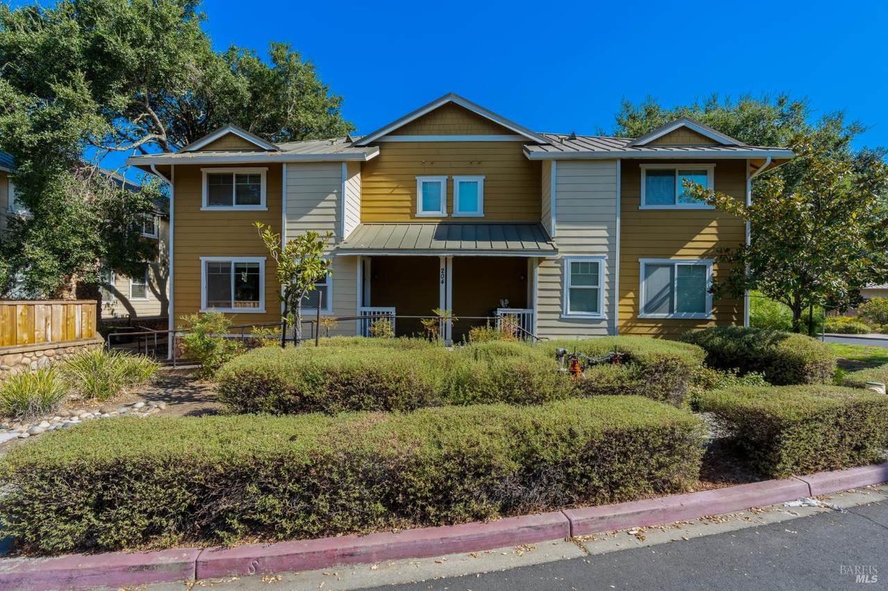 232 Rosebud Lane - Photo 1