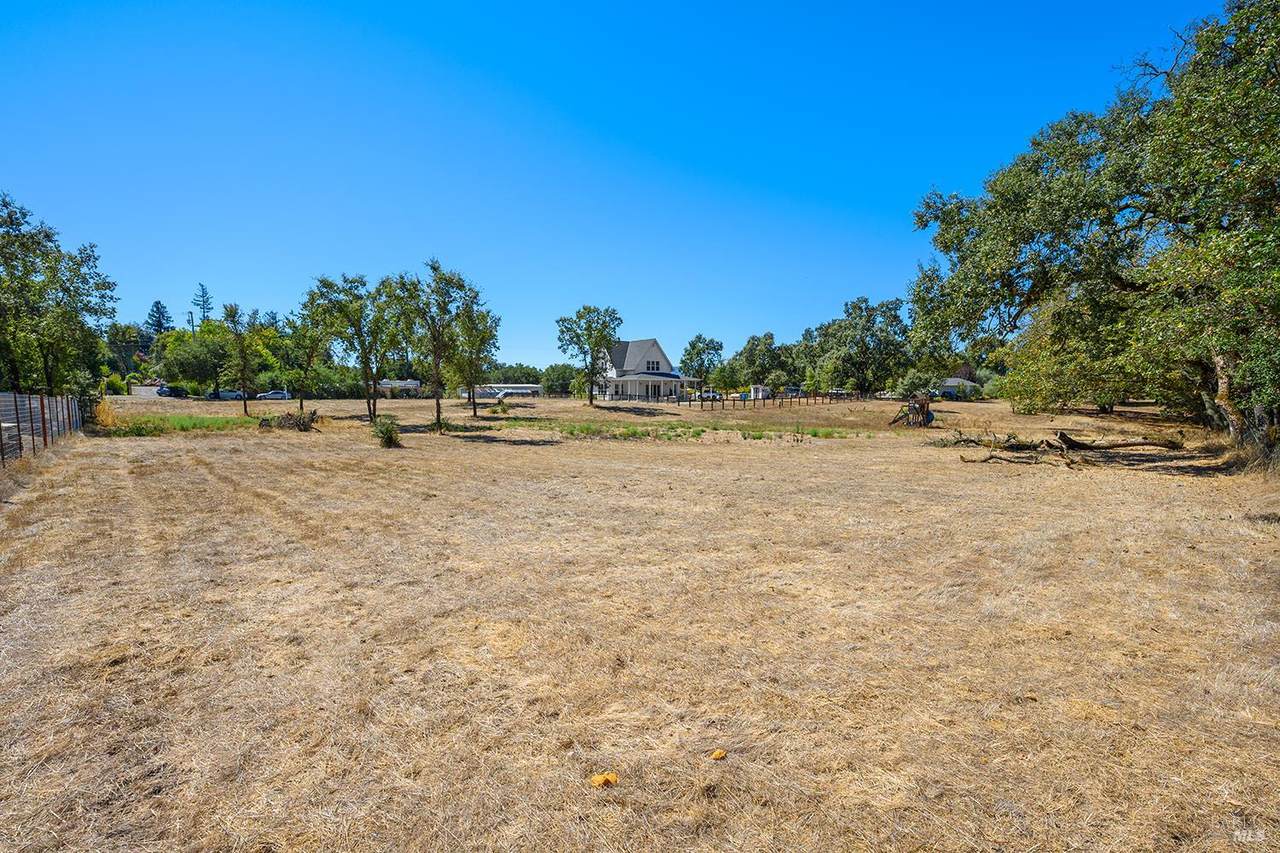 659 Red Tail Road - Photo 1