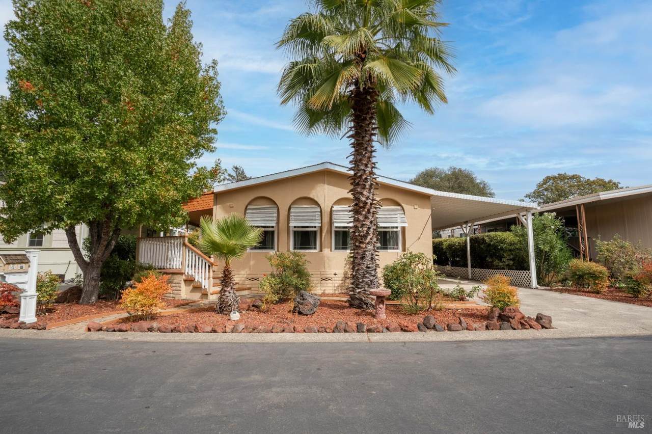 8 Cabana Court - Photo 1