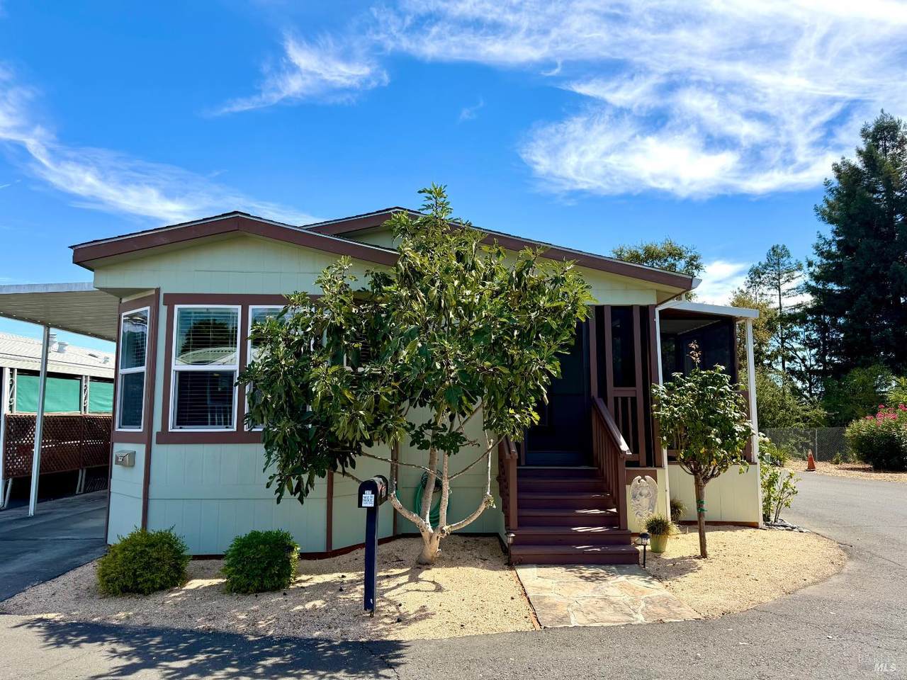 317 Mark Way - Photo 1