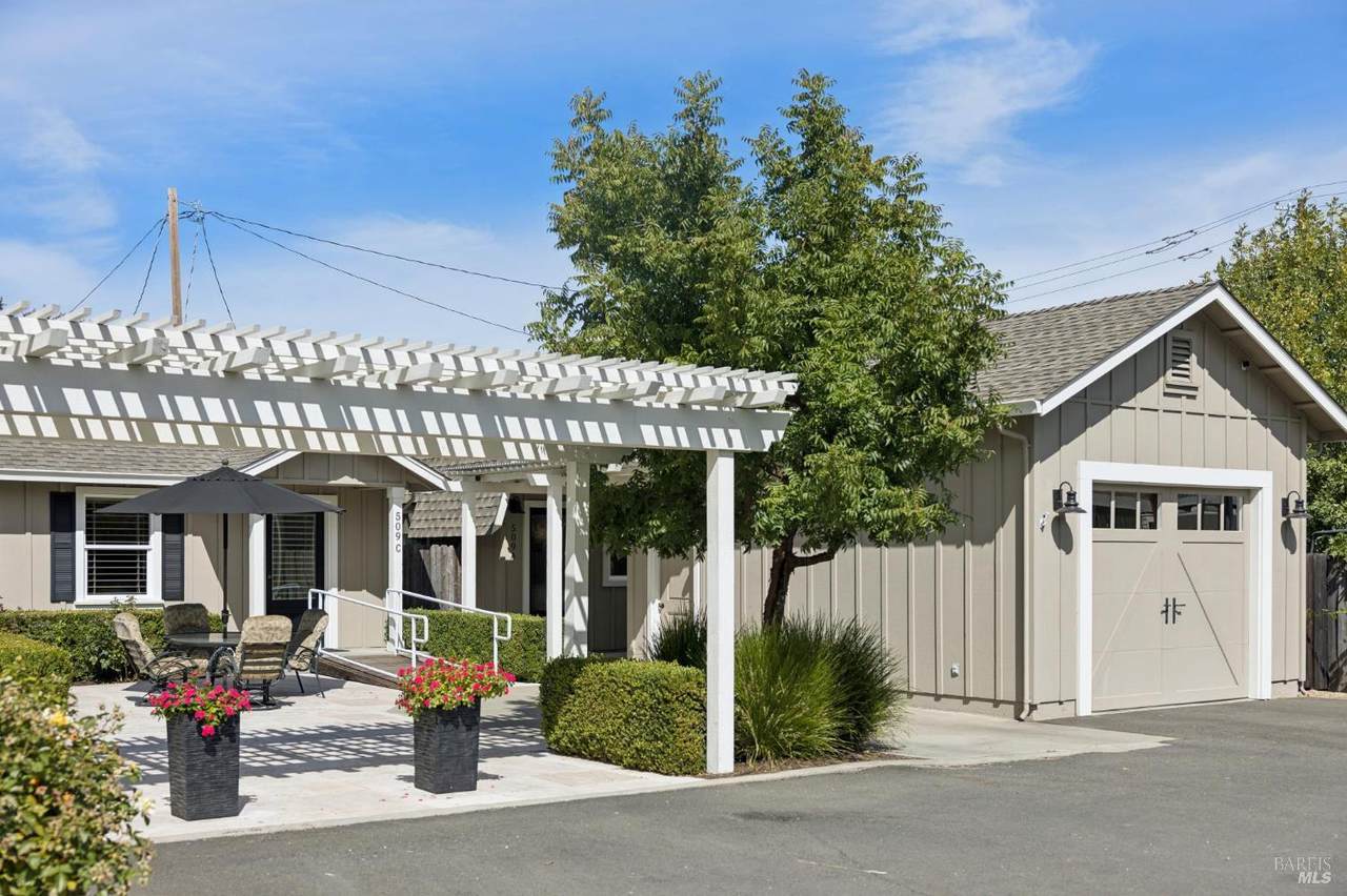 509 Washington Street - Photo 1