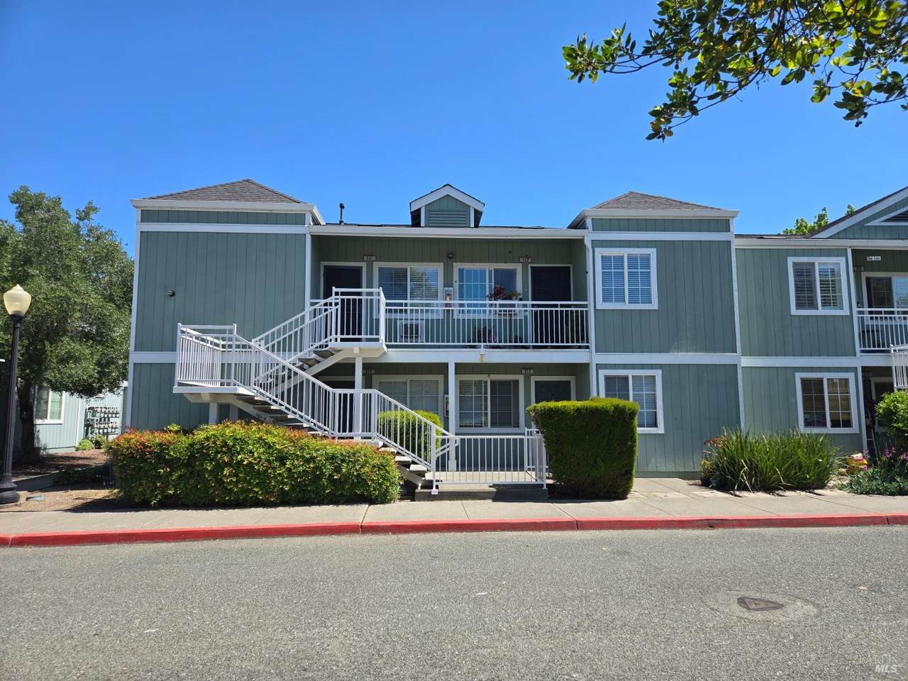 1501 La Esplanada Place - Photo 1