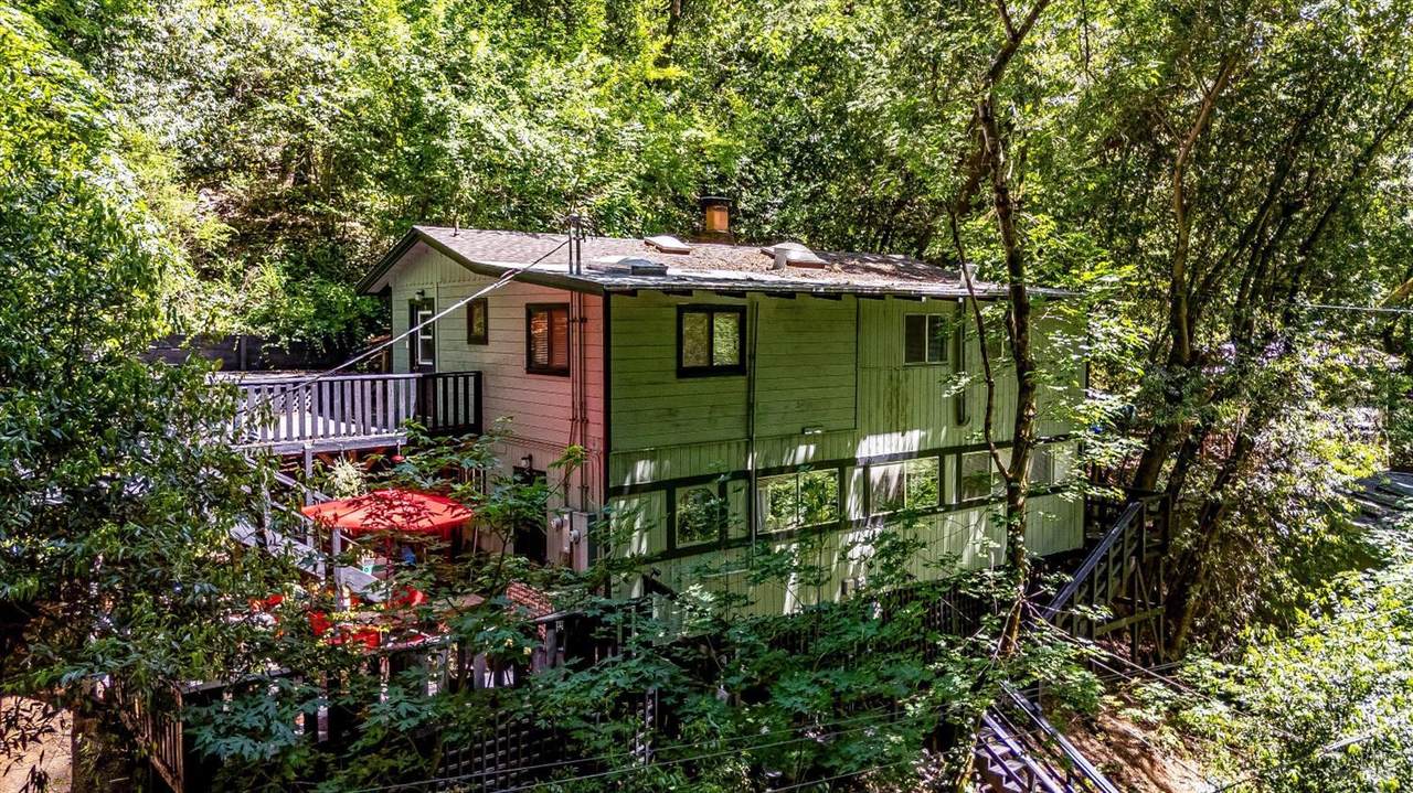 11075 Dell Avenue - Photo 1