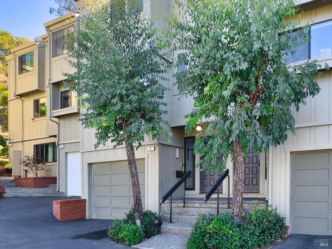 844 Reichert Avenue - Photo 1