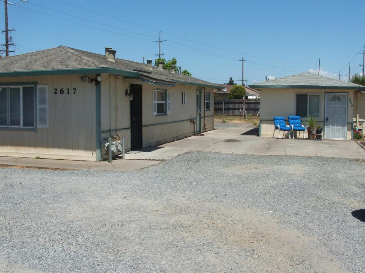 2617 Steele Lane - Photo 1