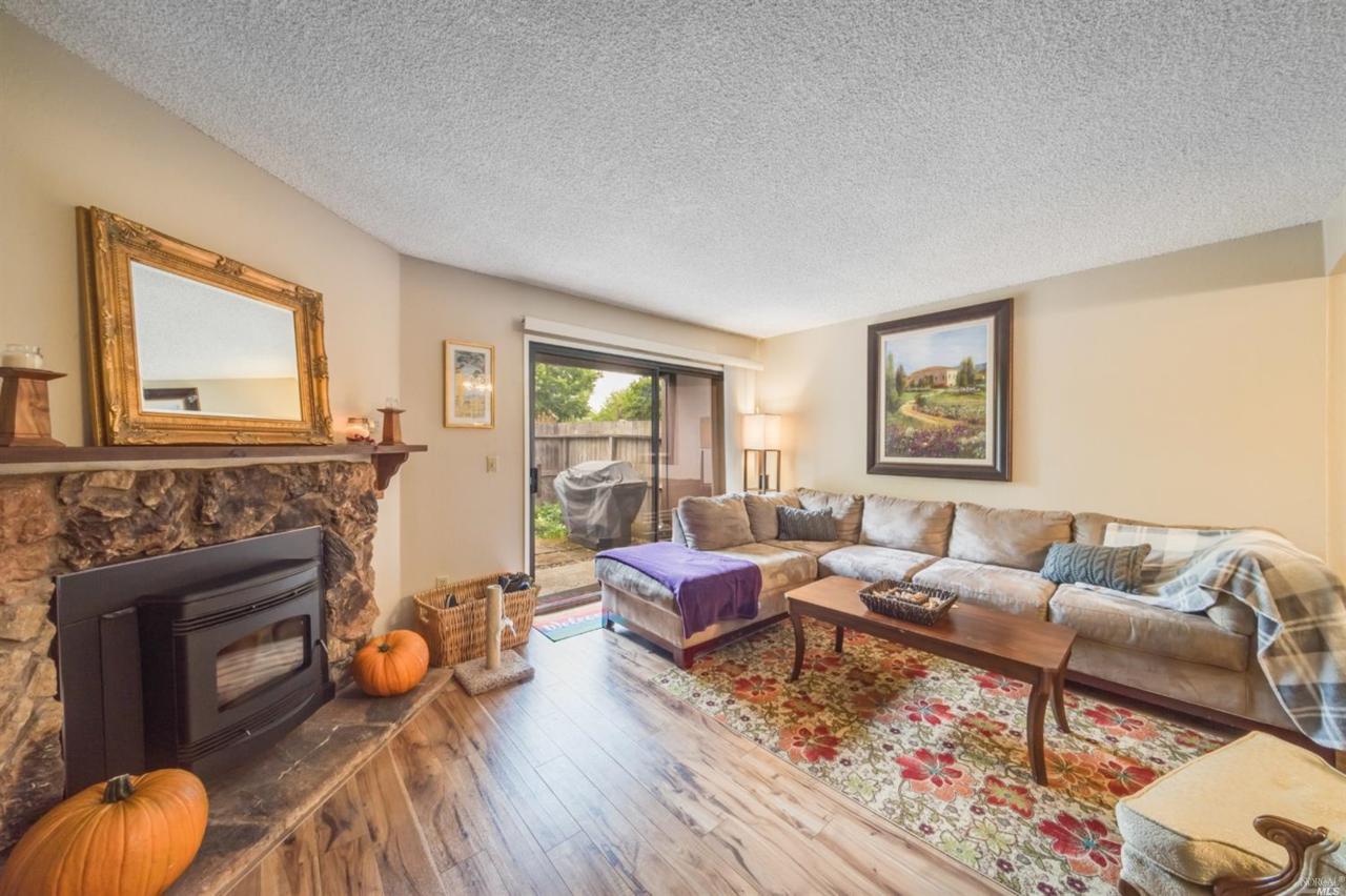 1417 Parkway Drive - Photo 1