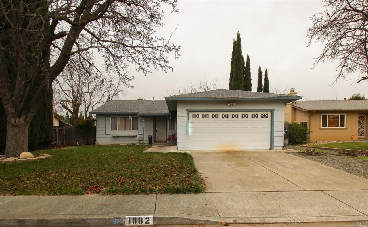1882 Woodglen Lane - Photo 1