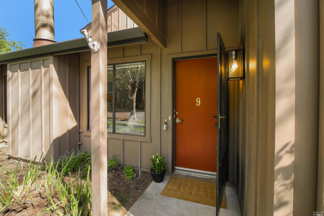 9 Maria Loretto Court - Photo 1