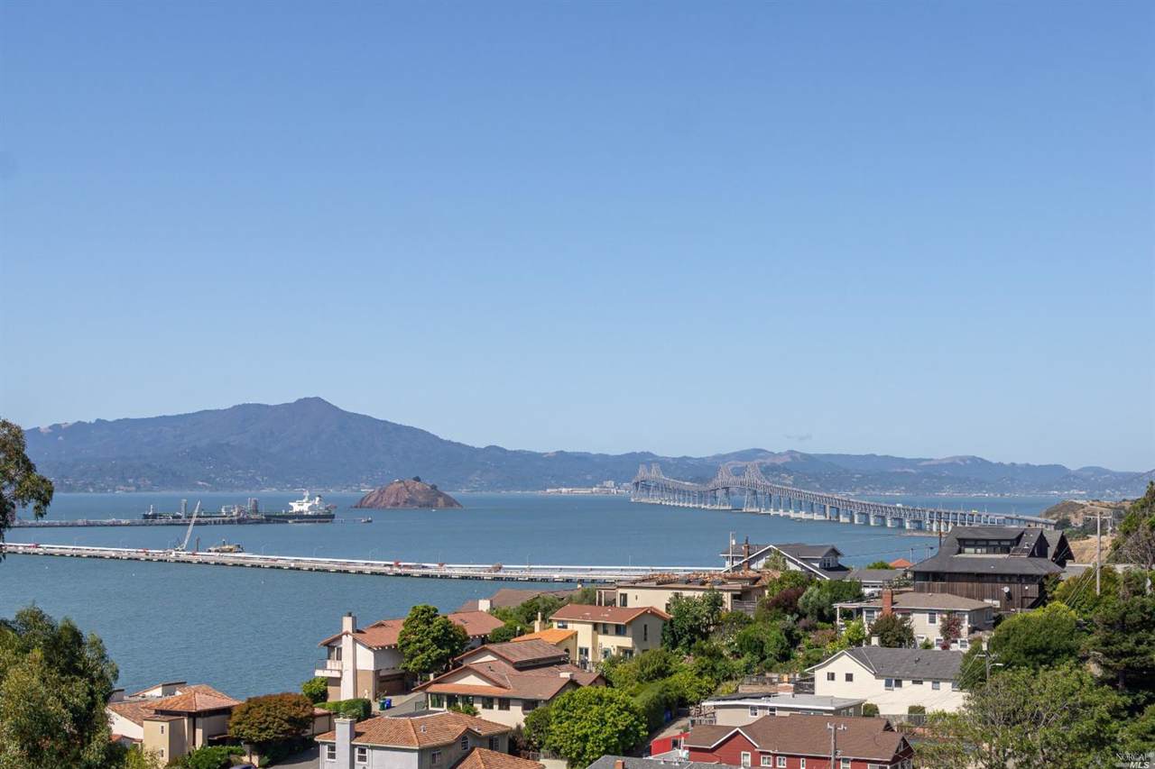 403 Golden Gate Avenue - Photo 1