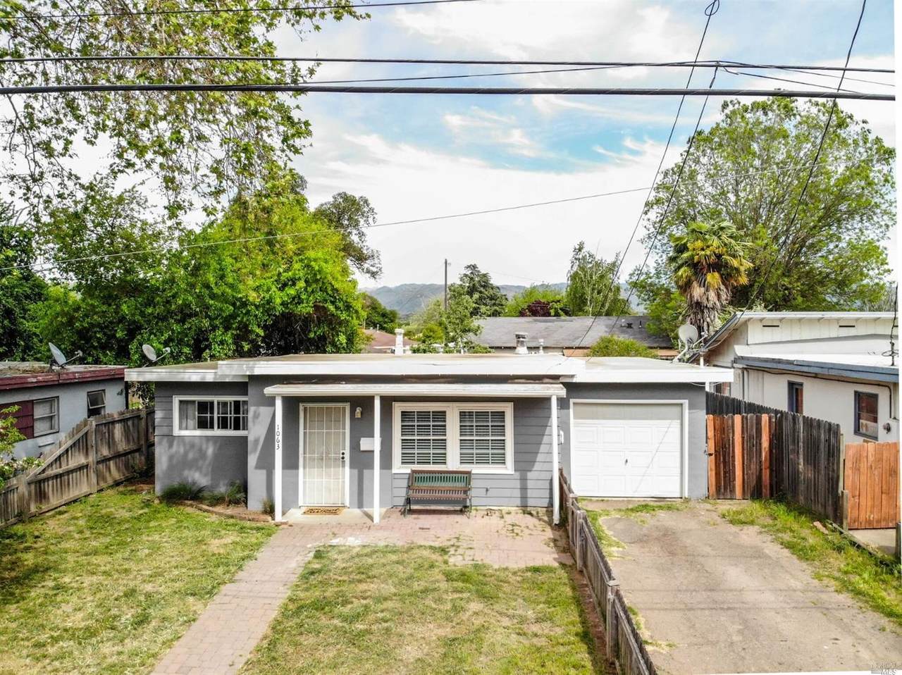 1063 Pine Street - Photo 1 1063 Pine Street - Photo 1