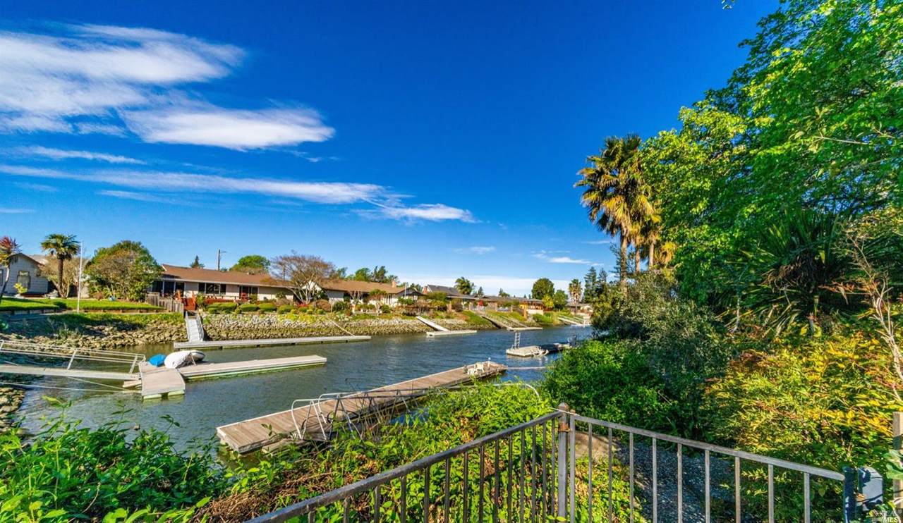 1700 River Park Boulevard - Photo 1 1700 River Park Boulevard - Photo 1