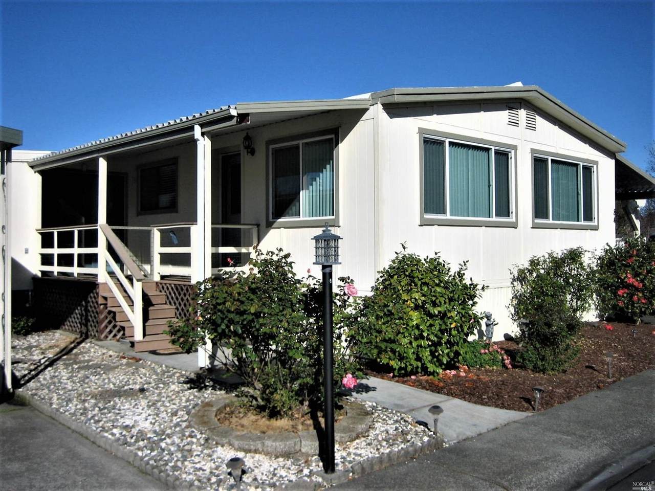 84 Kilarney Lane - Photo 1