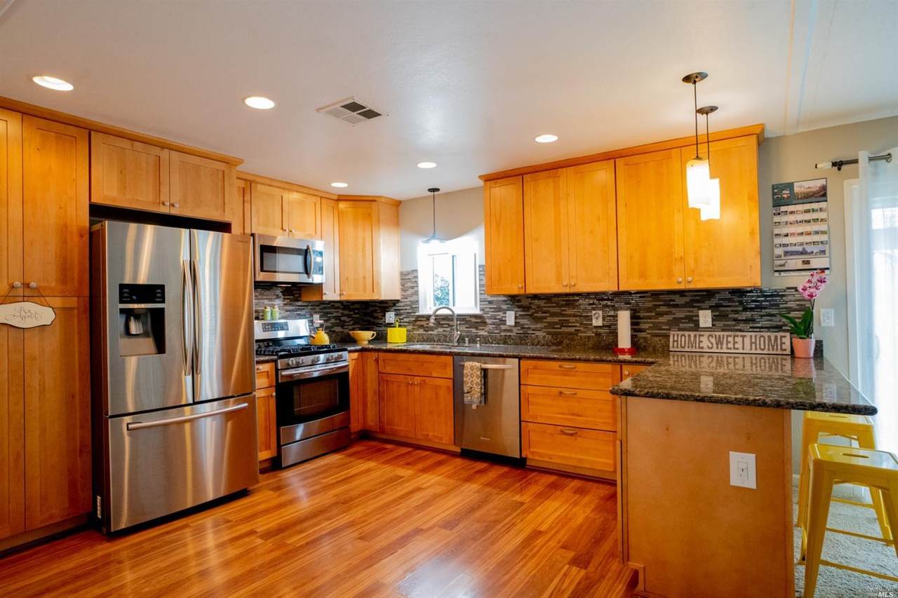 48 Westgate Circle - Photo 1