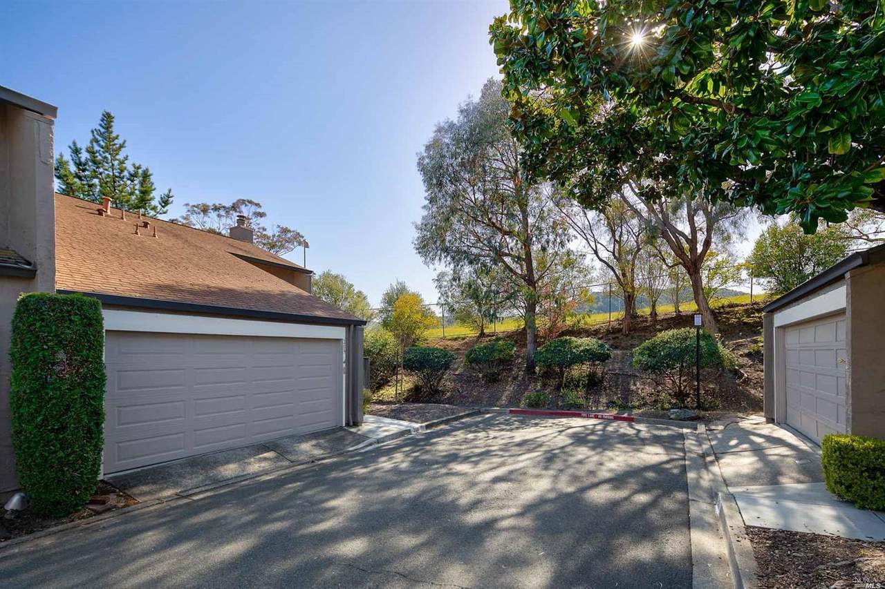 209 Alder Place - Photo 1