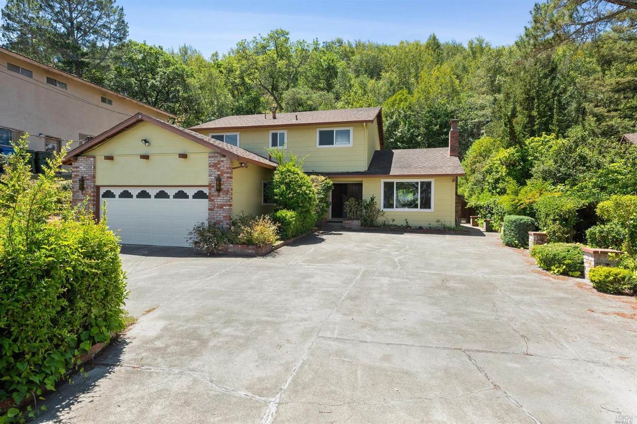 58 Drakewood Lane - Photo 1