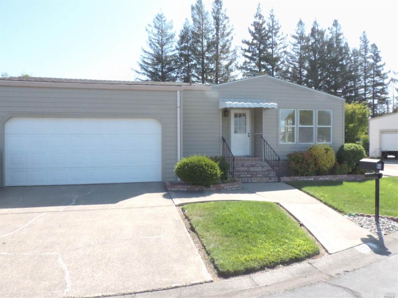 94 Falcon Crest Circle - Photo 1