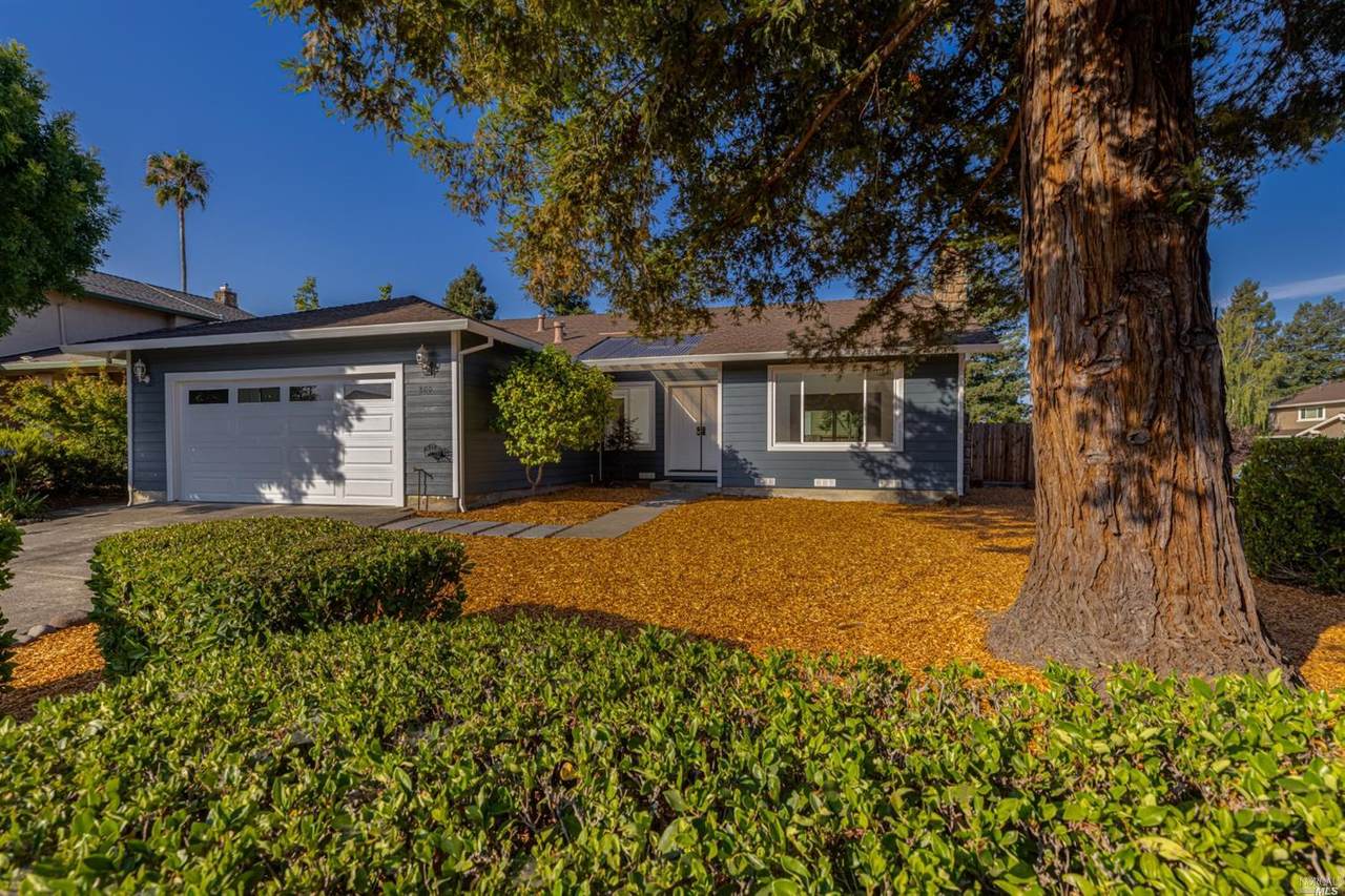 800 Garfield Drive - Photo 1