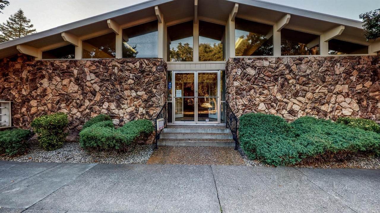 1611 4th Street - Photo 1