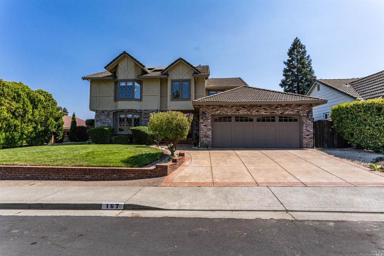 167 Hillview Drive - Photo 1