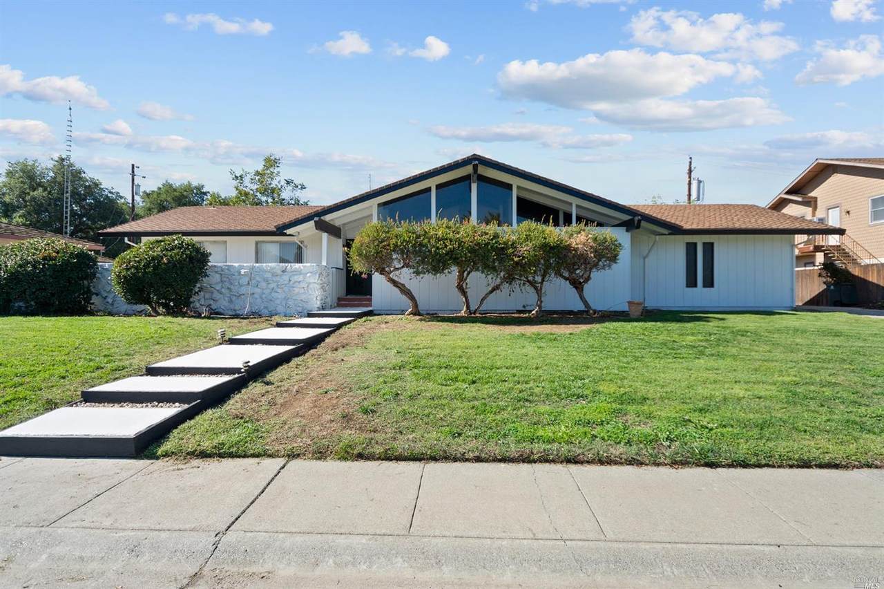 225 Cristy Place - Photo 1