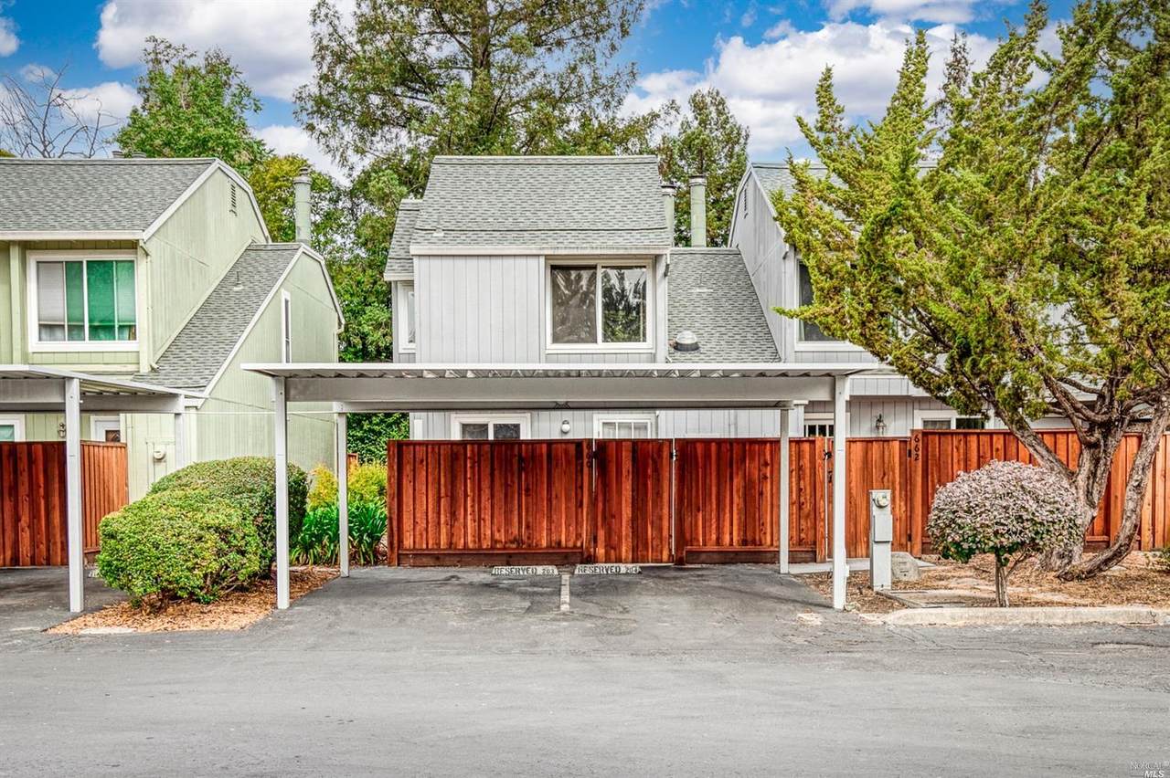 660 Racquet Club Circle - Photo 1