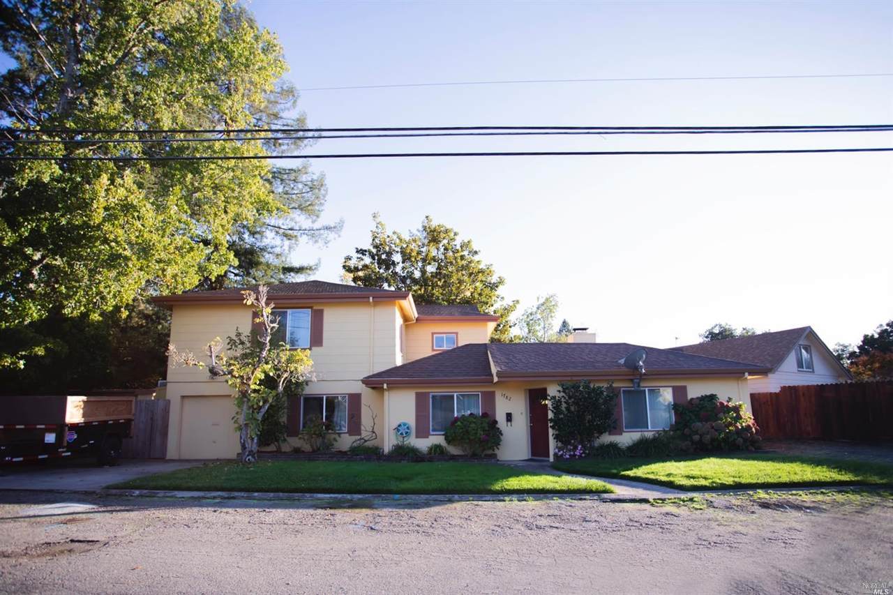 1782 Hoen Avenue - Photo 1