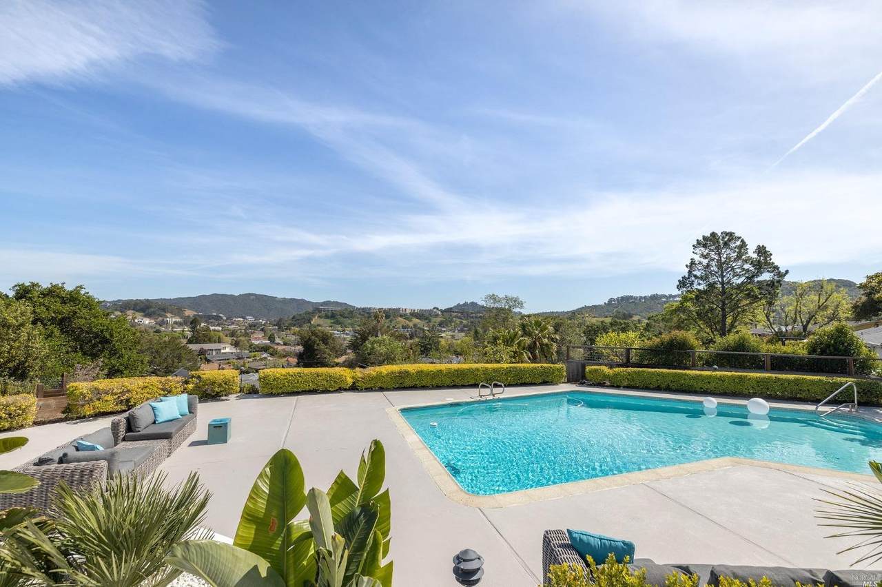 556 Montecillo Road - Photo 1