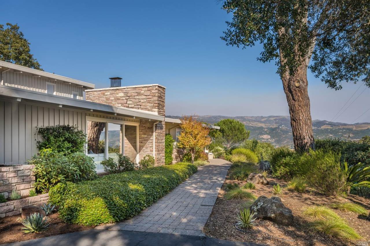 1601 Sobre Vista Road - Photo 1