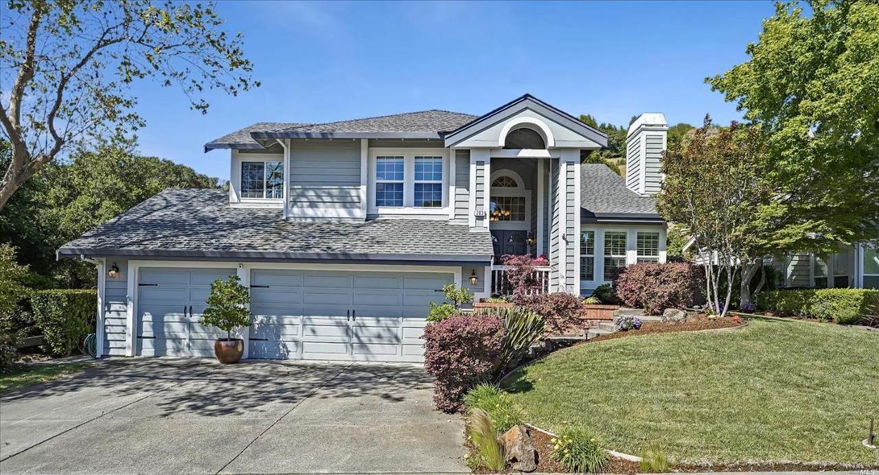 203 Butterfield Drive - Photo 1