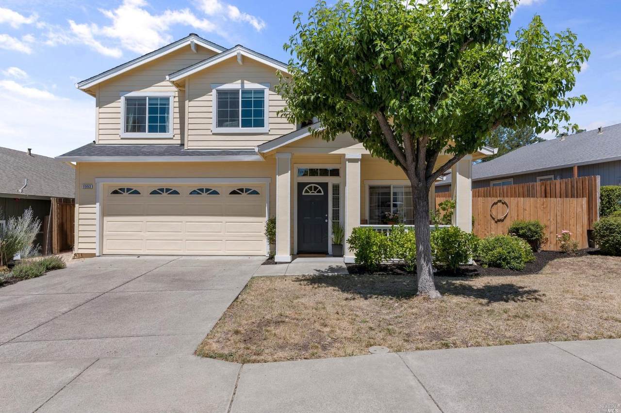 1553 Rosewood Drive - Photo 1