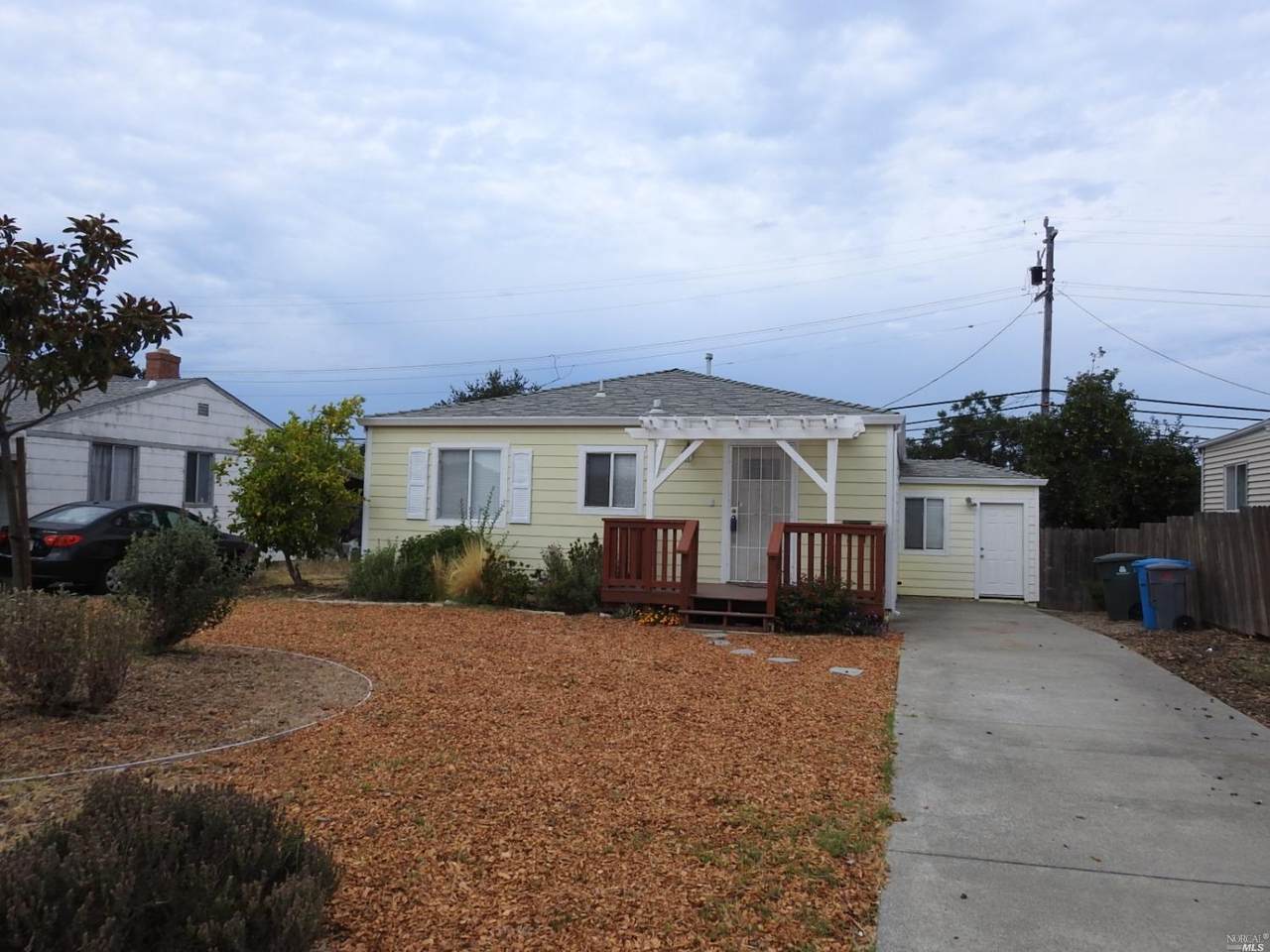 1032 Valle Vista Avenue - Photo 1