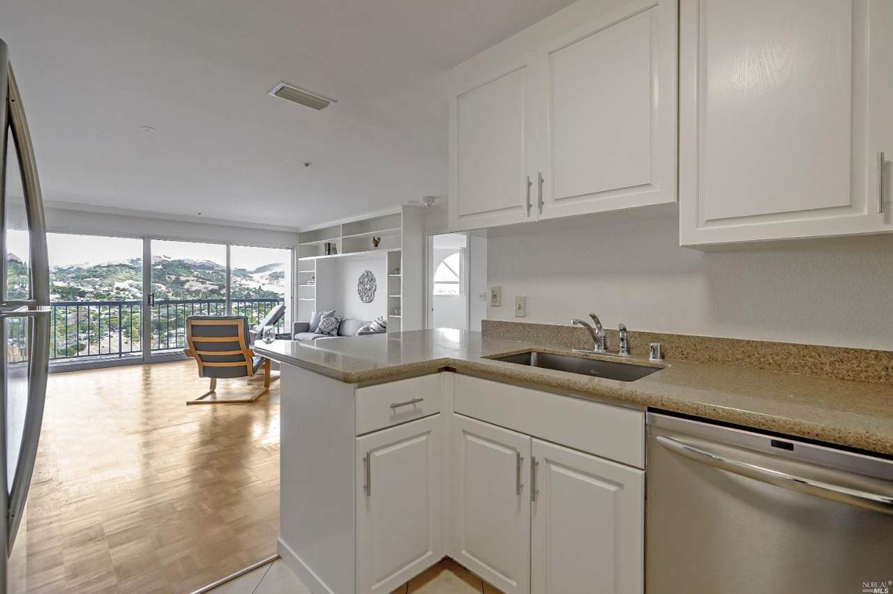 100 Thorndale Drive - Photo 1