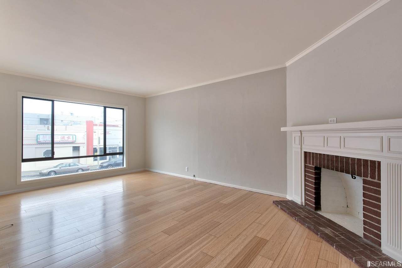 2240 Judah Street - Photo 1