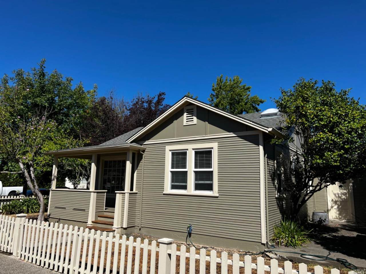 1040 H Street - Photo 1